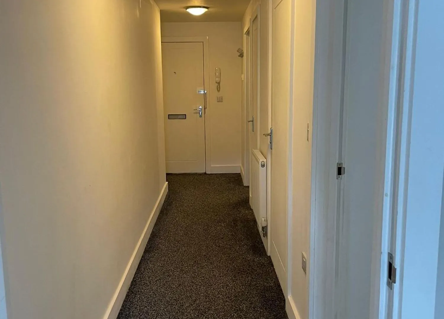 2 Bedroom Spacious Apartment Sleeps 5 Bournemouth